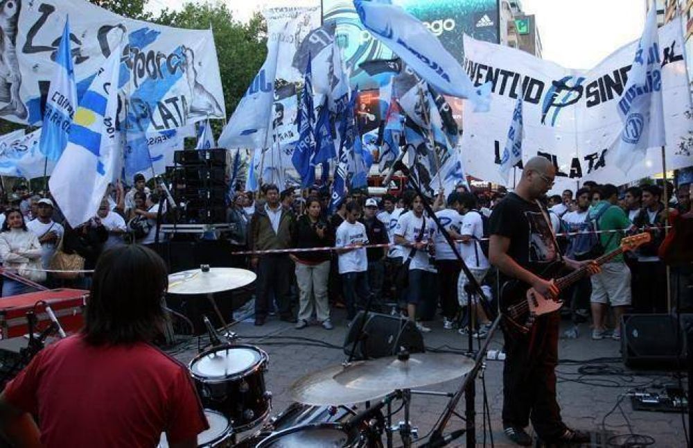 Pintar�n 17 escuelas marplatenses