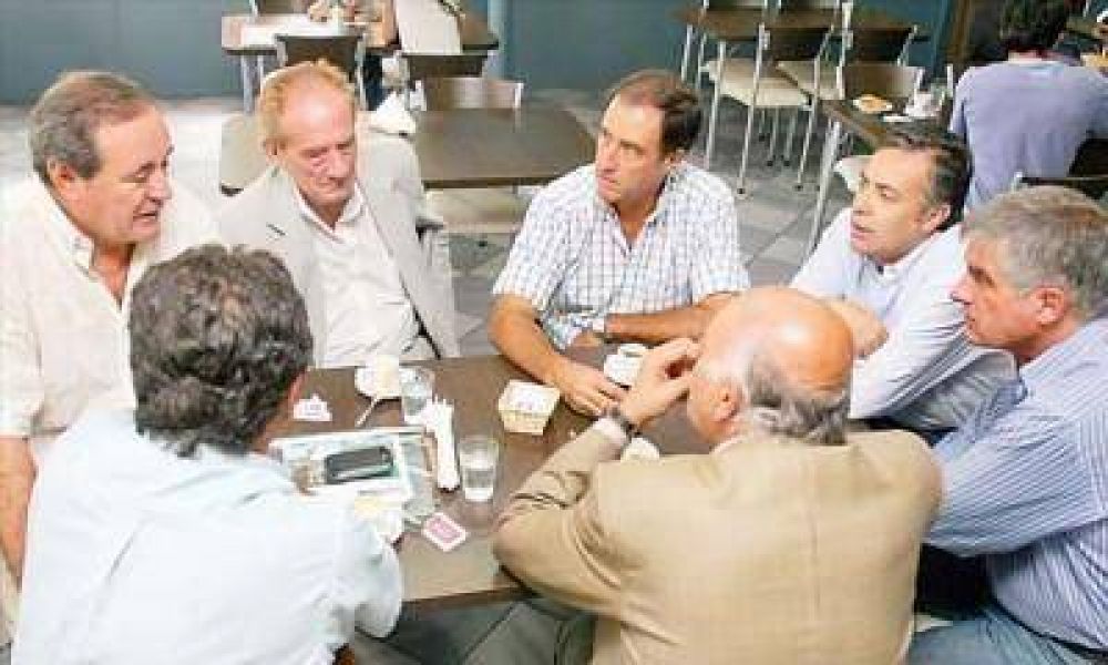 Reuni�n clave en el comit� radical por la interna provincial