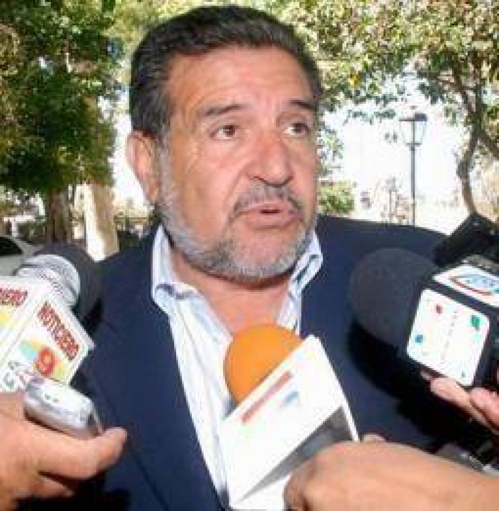 Beder Herrera confirm� un aumento de sueldos, pero por ahora no dijo de cuanto