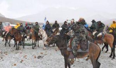 Los expedicionarios soportaron un d�a con mucha nieve