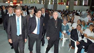 Sileoni: �El problema en la escuela es el alto ausentismo, no licencias por maternidad�
