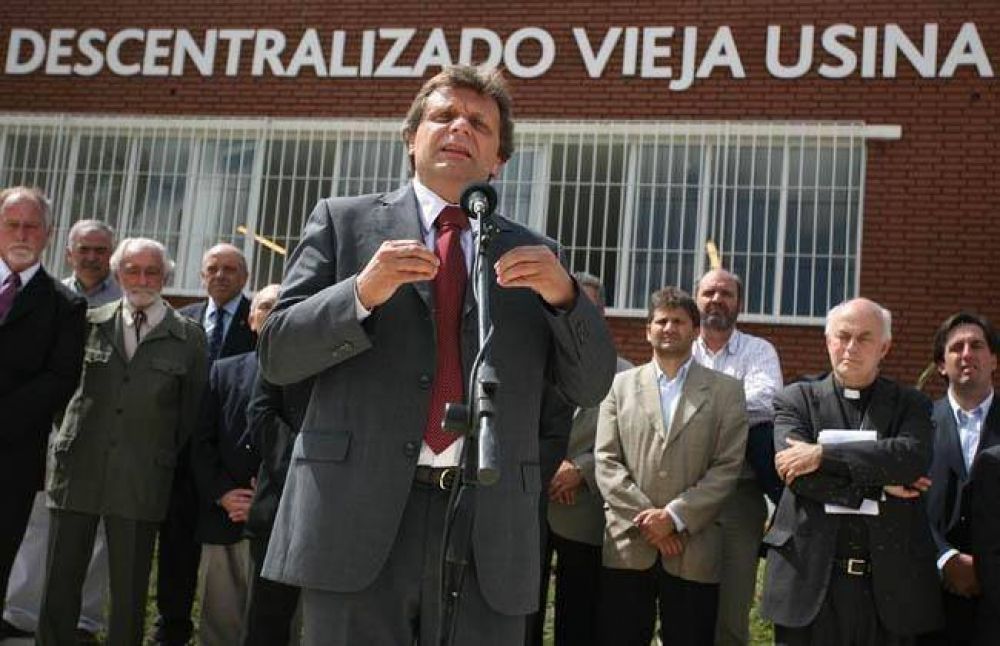 Se inaugur� el primer distrito descentralizado