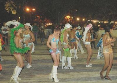 SAN MARTIN - ESTE FIN DE SEMANA CARNAVAL, LAS MURGAS TAMBIEN LLEGAN A LAS PLAZAS