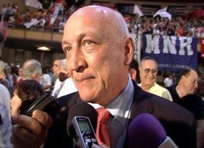Bonfatti suspendi� la presentaci�n de su compa�ero de f�rmula