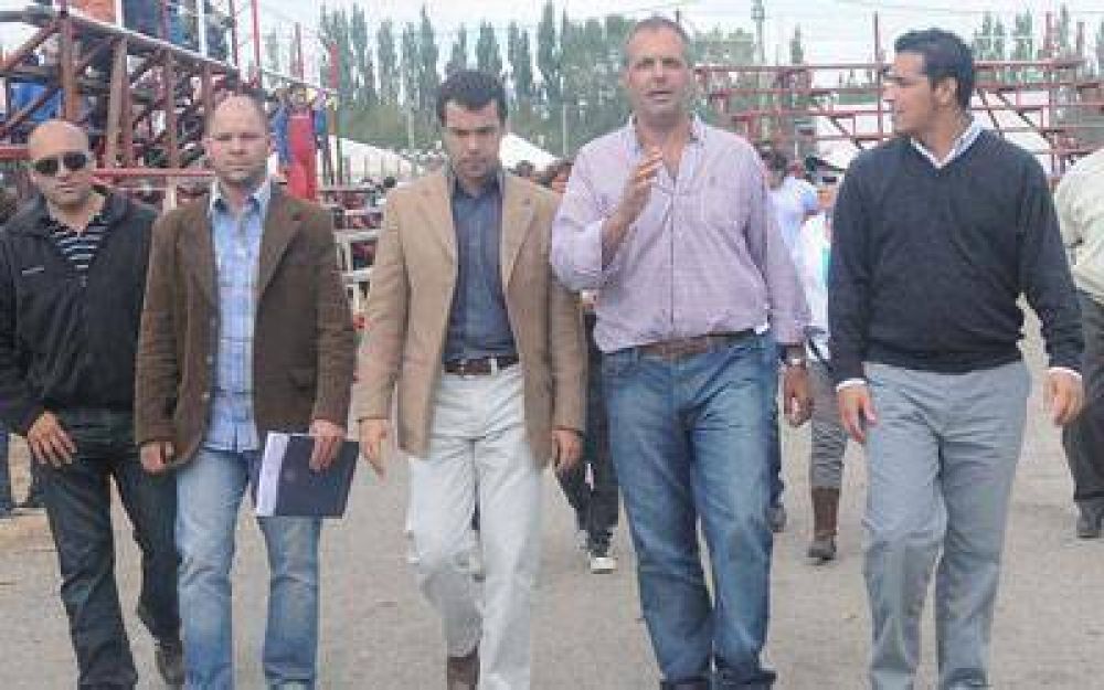 El �dasnevismo� se siente discriminado en Sarmiento