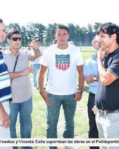 SAN MARTIN - DANIEL IVOSKUS RECORRI� LAS OBRAS DEL POLIDEPORTIVO DEL CLUB CHACARITA