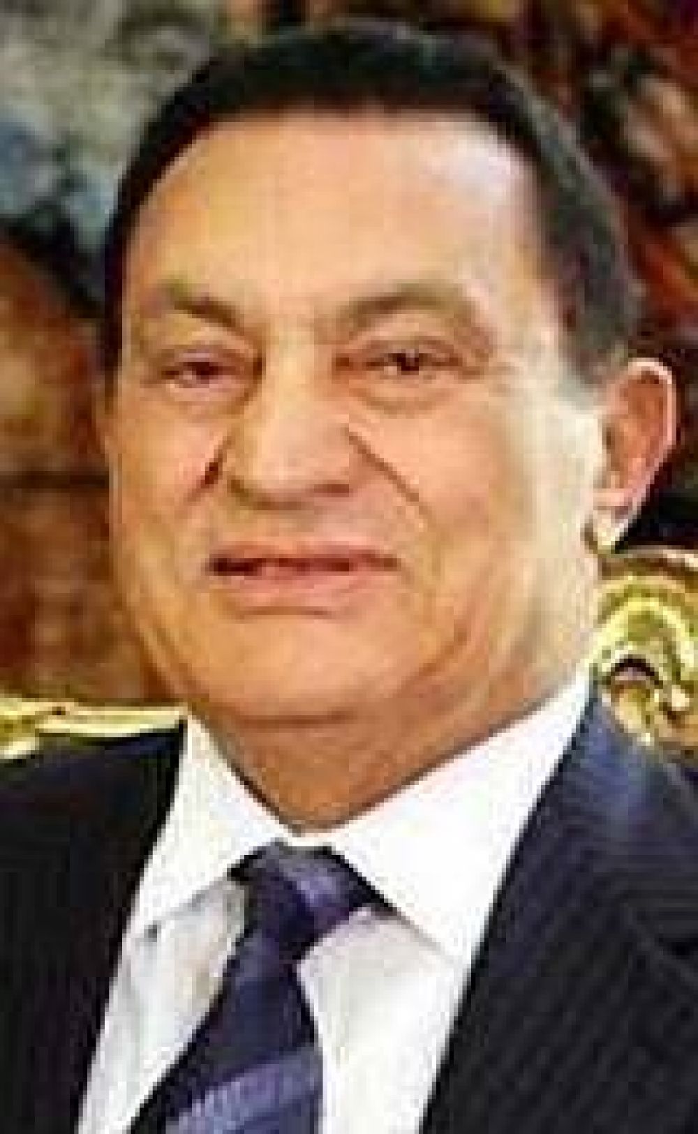 Tras dejar el poder, crecen los rumores sobre la gravedad del estado de salud de Mubarak
