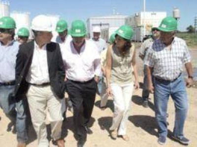 San Pedro recorri� la Central Termoel�ctrica Bragado 