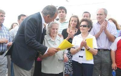 Presidente Ort�z festej� su aniversario con entrega de tierras para los vecinos