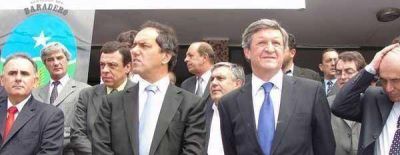 Scioli desautoriz� a su ministro de Educaci�n: "La Provincia no aprueba los escraches ni piquetes"