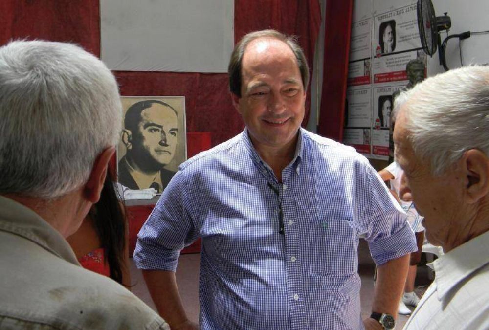 Ernesto Sanz: �Me gustar�a saber si los radicales de la Provincia ya tienen su candidato� 
