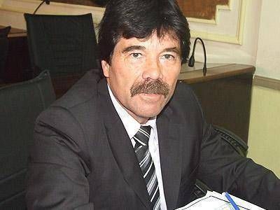 Para L�pez, las colectoras no favorecen al gobierno local
