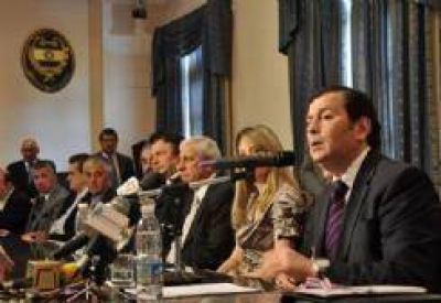La Presidenta confirm� obra del canal Tunal-Figueroa