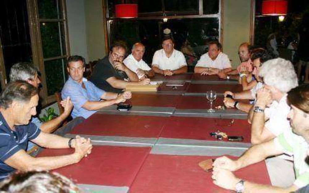 Empresarios, profesionales y comerciantes buscan transformar Punta Mogotes