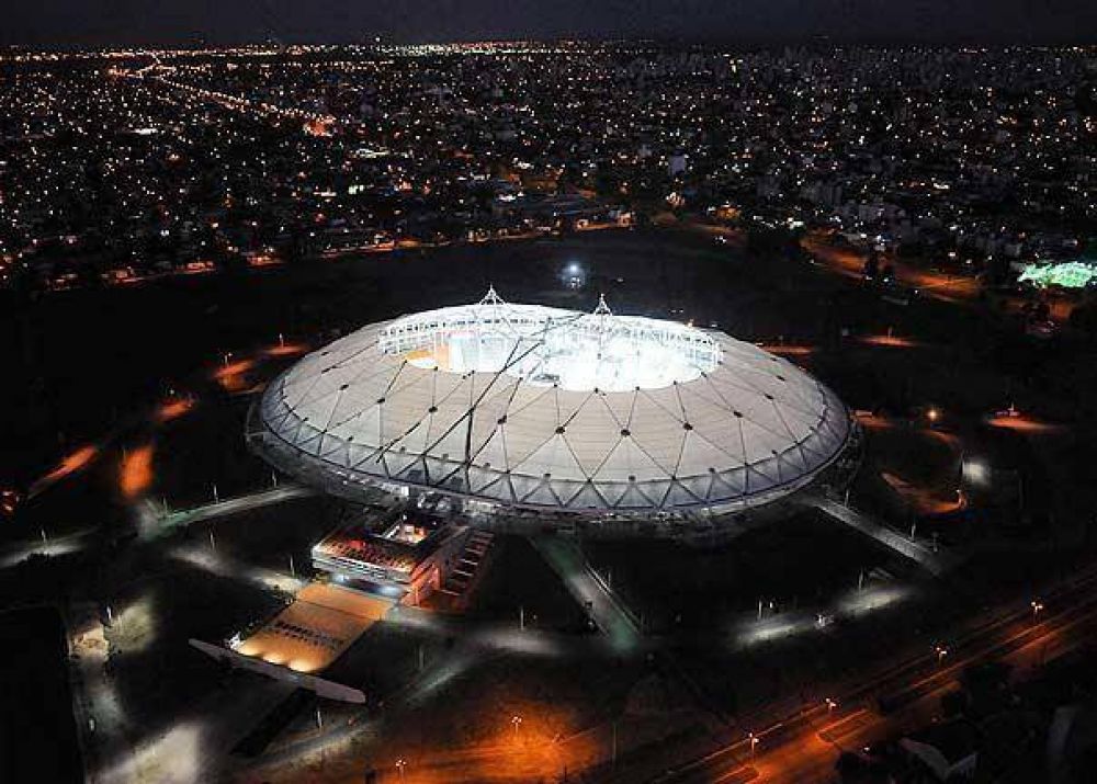 Mucho color y m�sica en fiesta de reinauguraci�n del Estadio Unico