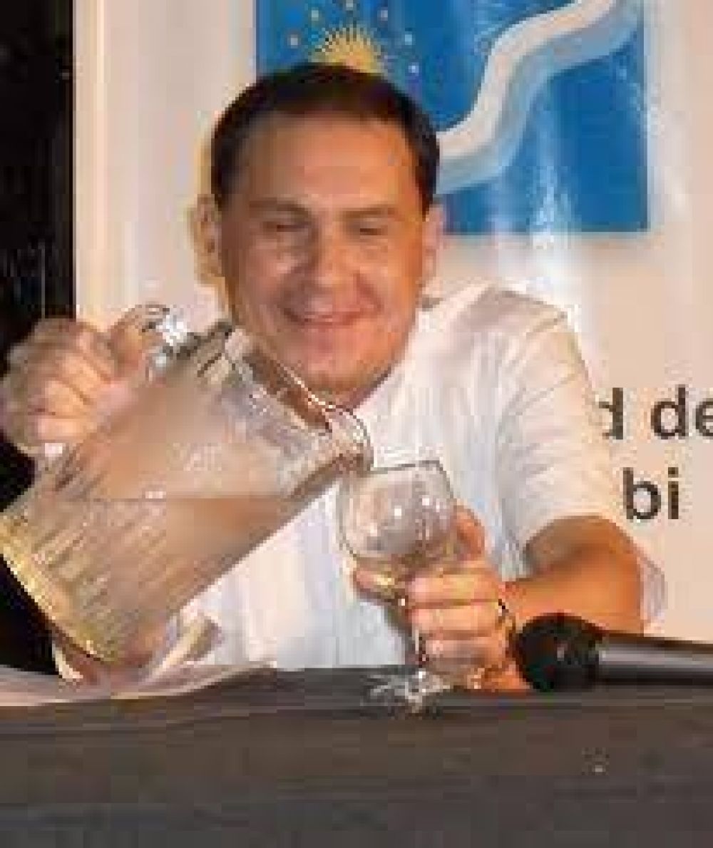 Concejal juecista agredi� al ex intendente de Villa Ascasubi, Fernando Salvi