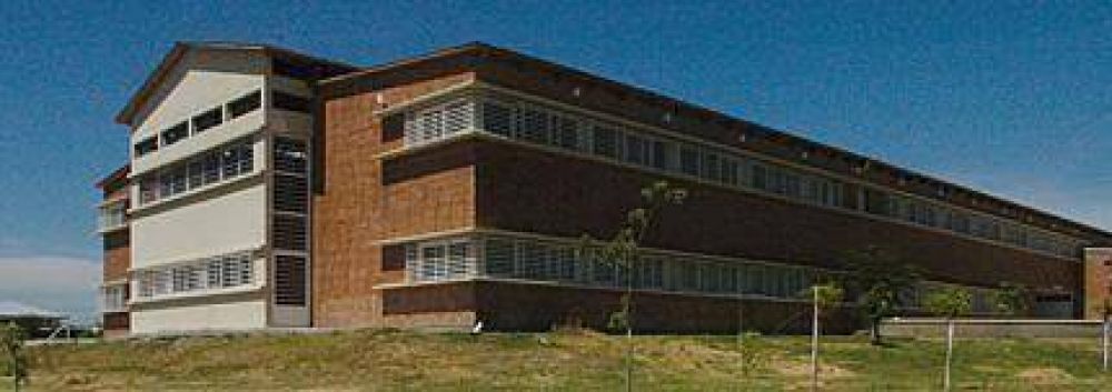 Un gigante complejo educativo espera a m�s de 3.000 alumnos del sur capitalino 