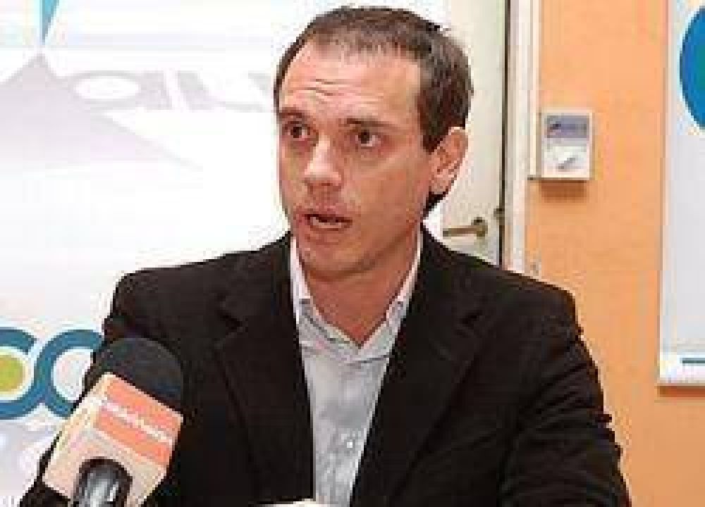 "Macri tiene que explicar el origen de los 10 millones"