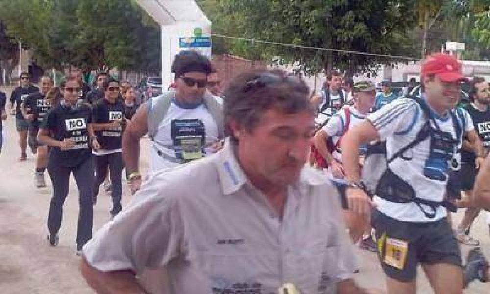 Nueva marcha de vecinos contra el proyecto minero San Jorge