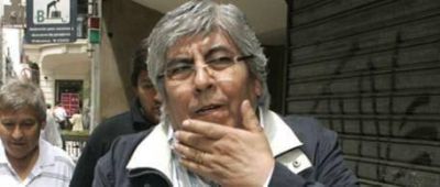 Hugo Moyano avanza en el millonario negocio de la basura porte�a