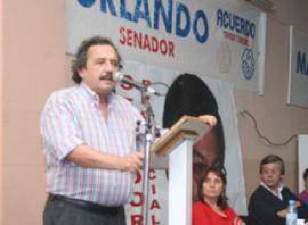 Bragado: Ricardo Alfons�n suma apoyos de todos los sectores. Tambi�n de Costa
