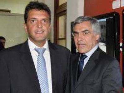 Massa visita 9 de Julio con el Intendente de Villegas