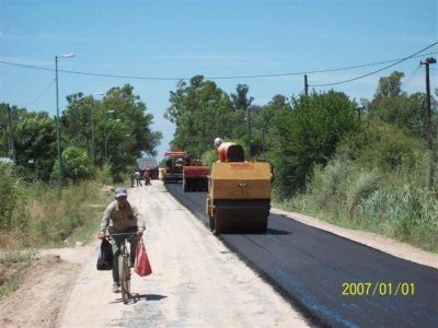 SIGUEN LOS TRABAJOS DE PAVIMENTACI�N