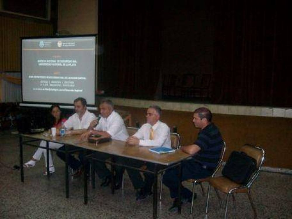 Pedro Vacherand: �Hay que generar un cambio de conciencia en la sociedad�