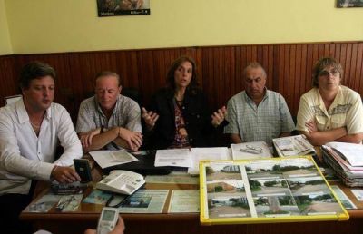 El pr�stamo para la pavimentaci�n de calles enfrenta a los bloques pol�ticos