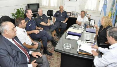 La Intendente Giroldi encabez� reuni�n con Fuerzas Policiales y Foro local