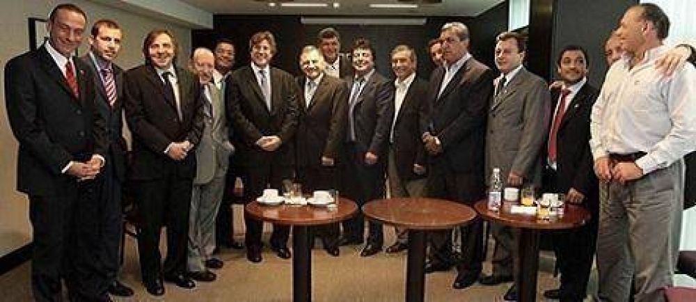 Alcaldes bonaerenses respaldaron el lanzamiento de Boudou en la Capital