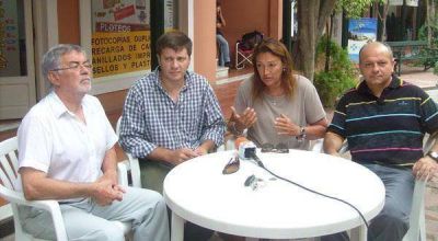 Jos� Cestari junto a Juan Carlos Mor�n en campa�a 