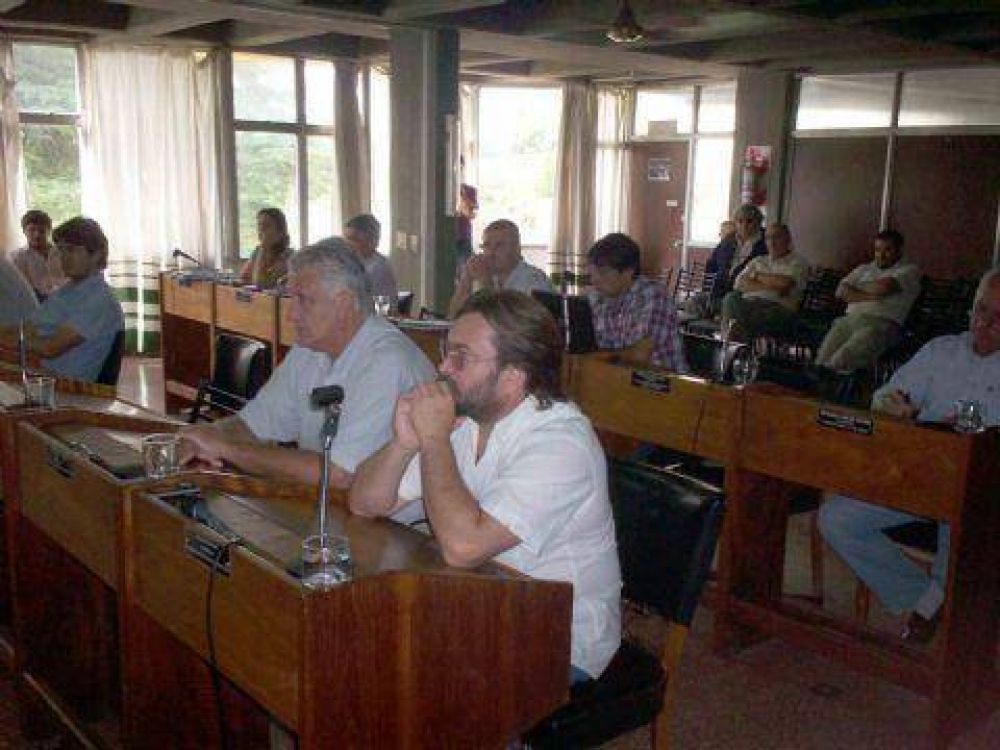 El Concejo se re�ne en sesi�n extraordinaria