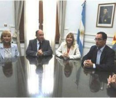 Carignani con obras para la regi�n 