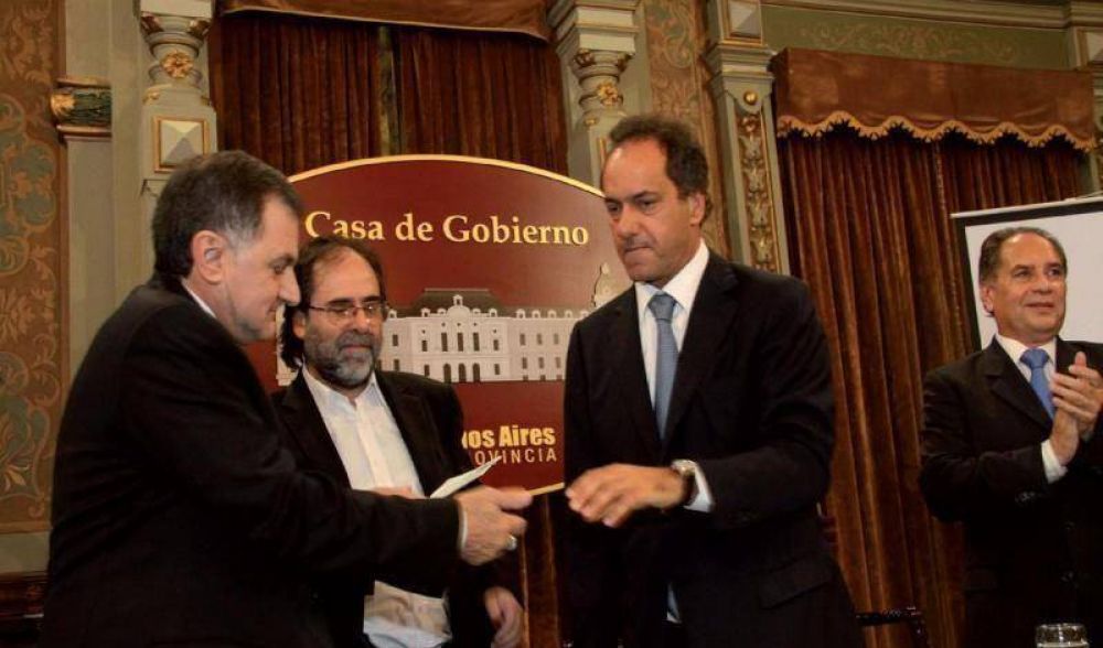 Entregan subsidio para la construcci�n de un nuevo centro cultural 