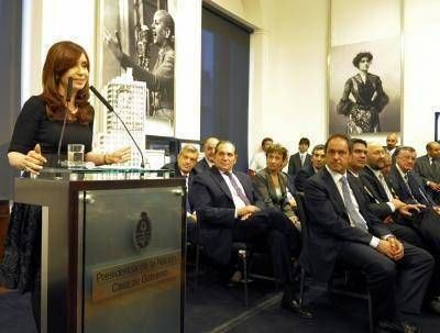 Cristina Kirchner reclam� por las trabas a los limones tucumanos