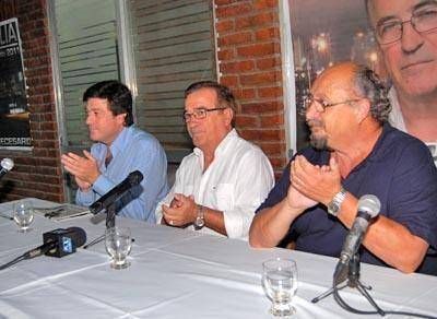 Scaglia inaugur� su local partidario y lanz� su candidatura a intendente