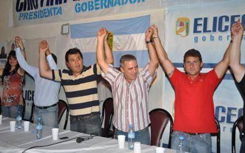 El FpV present� en R�o Mayo sus candidatos a concejales