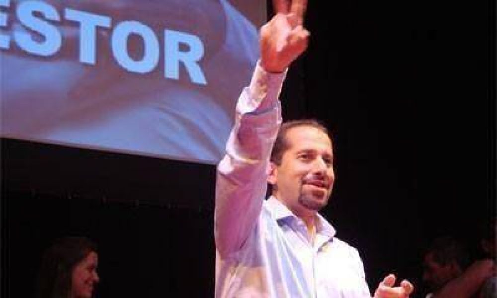 Cazab�n a full: "La campa�a la financio con recursos propios y aportes de amigos"