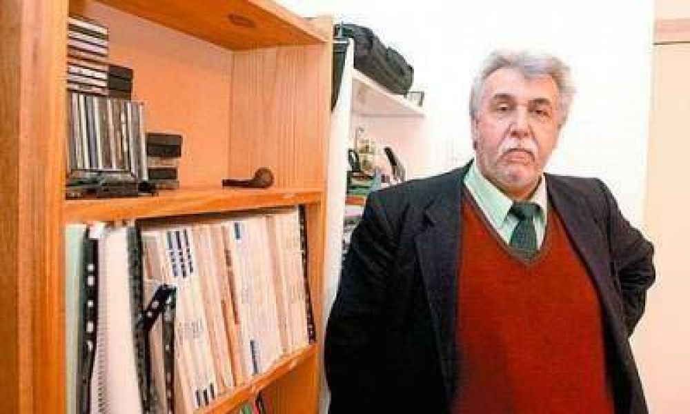 Artemio L�pez: "Jaque es un obst�culo para el kirchnerismo en Mendoza"