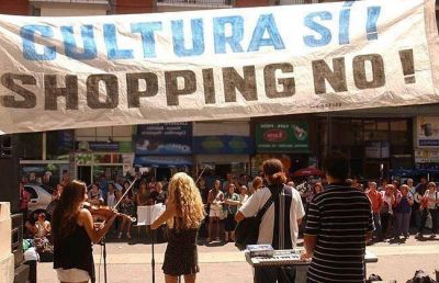 Cultura s�, shopping no