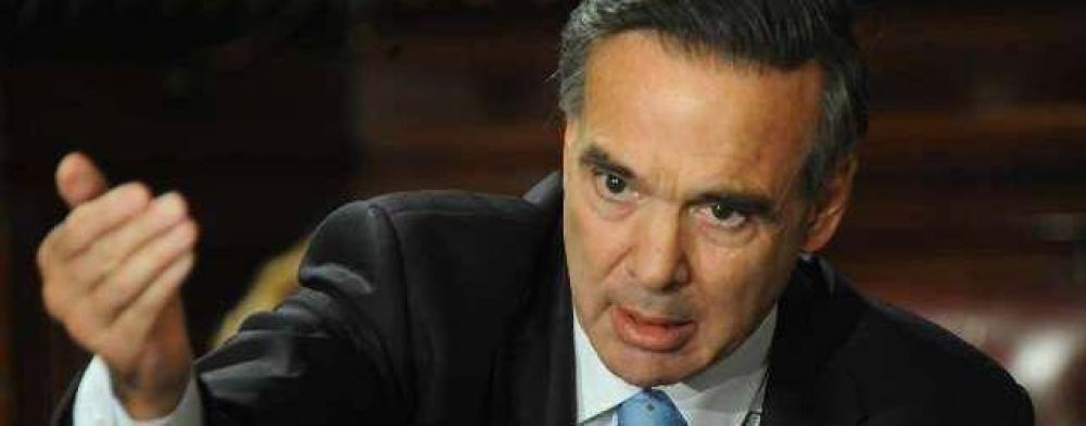 Pichetto apoy� a Scioli en Provincia y defendi� las "listas de adhesi�n"