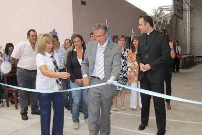 Finalmente este lunes comenzaron las clases para el ciclo inicial y primario en Olavarr�a 