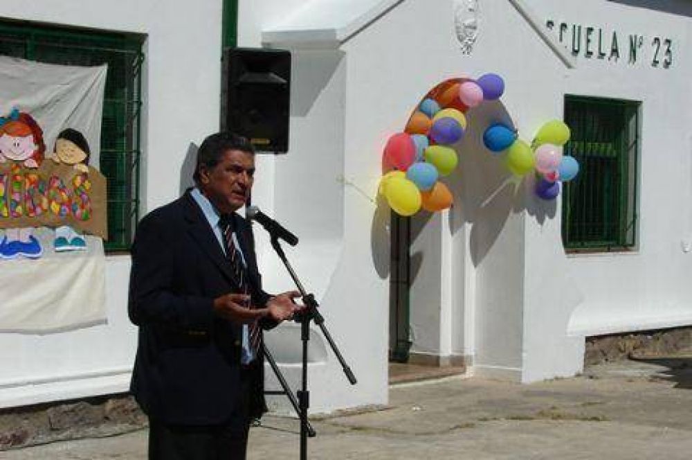 Slezack encabez� el acto central de inicio del ciclo lectivo