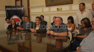 C�ceres: una lista "toda radical"