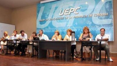 Uepc aprob� acuerdo y hoy comienzan las clases