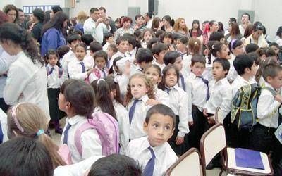 Destacan que los docentes de Santa Cruz tienen el mejor salario del pa�s
