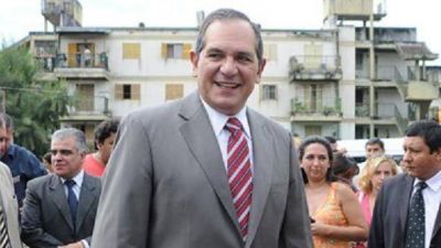 Alperovich abrir� el per�odo de sesiones destacando los avances en su gesti�n