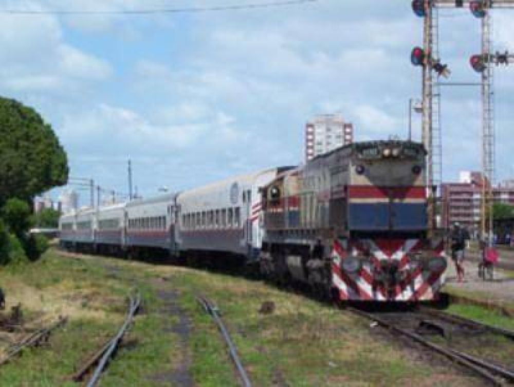 Ferrobaires: otro tren que ven�a a Mar del Plata estuvo varado