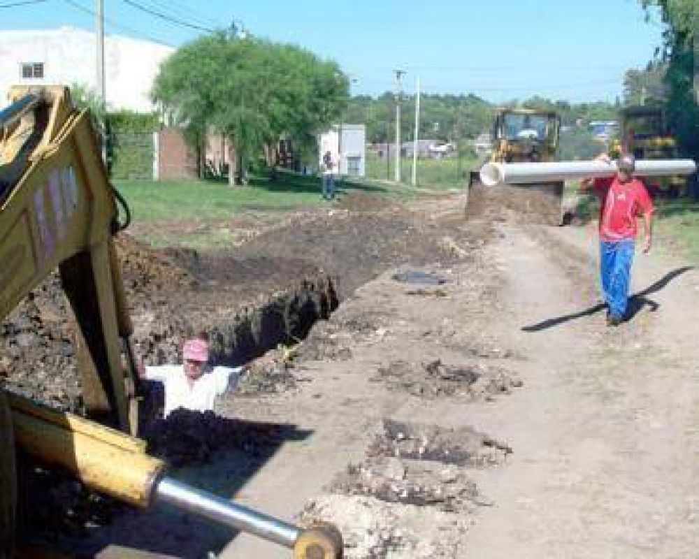 Ampl�an la red de cloacas